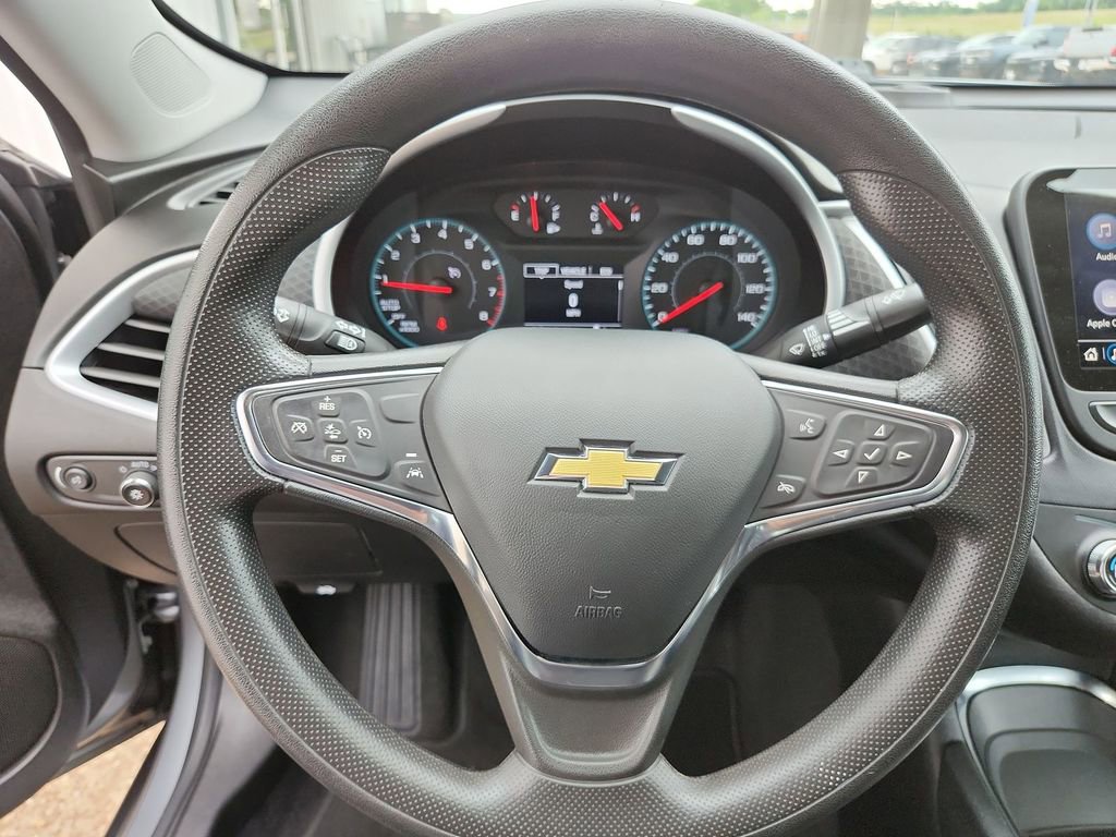 Used 2023 Chevrolet Malibu LT FWD image 6