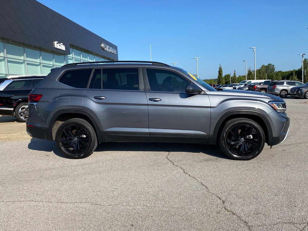 Used 2023 Volkswagen Atlas SE AWD/4WD image 9