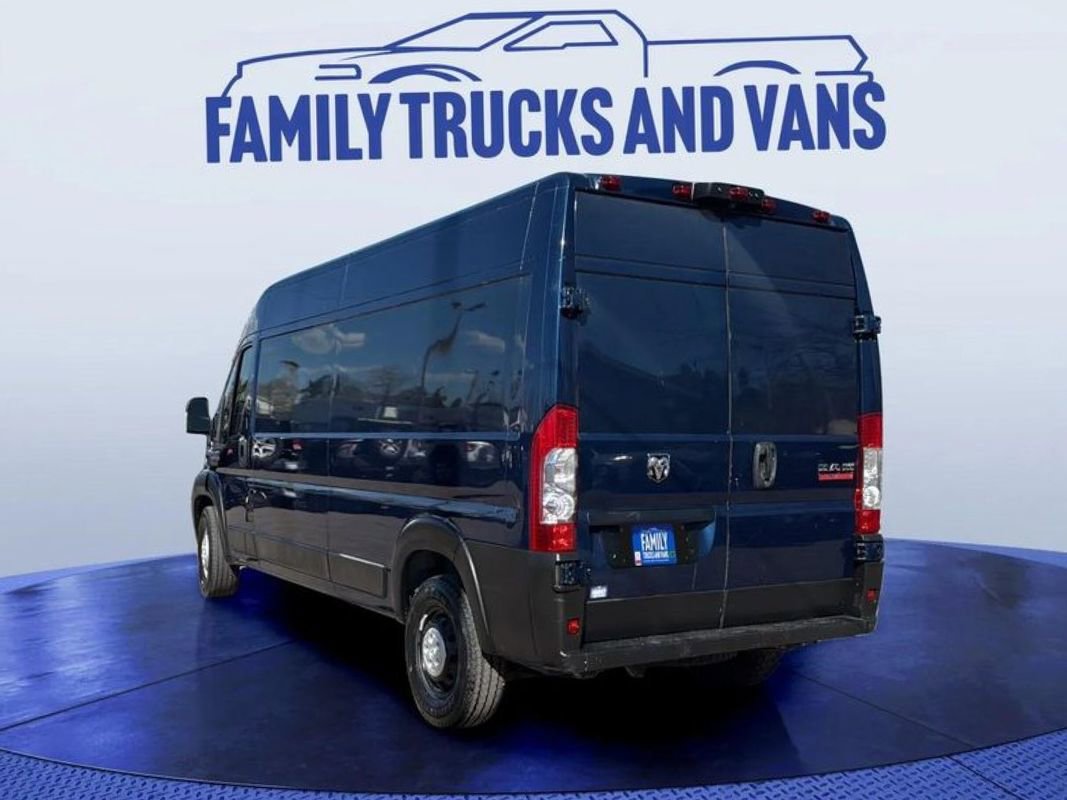 Used 2022 RAM ProMaster 2500 w/ Driver Convenience Group image 3