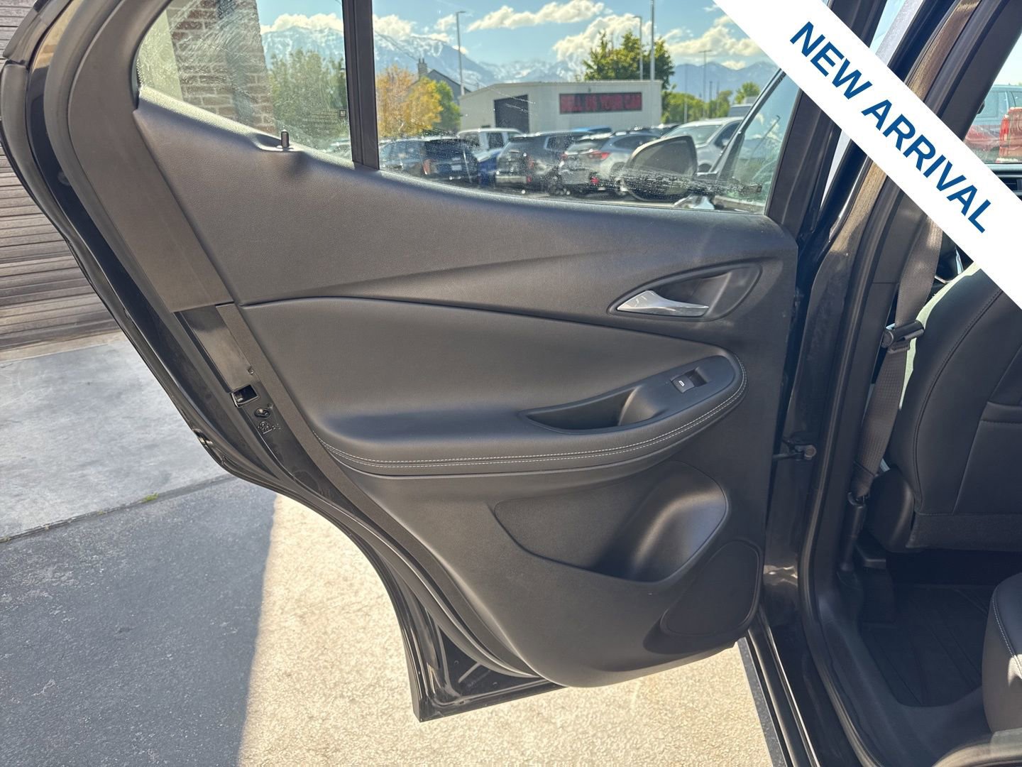 Used 2021 Buick Encore GX Select AWD/4WD image 15