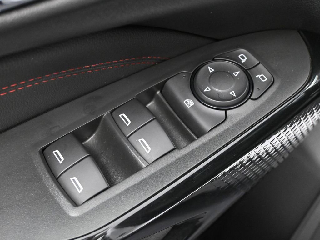 Used 2024 Chevrolet Trax RS w/ Sunroof Package image 31