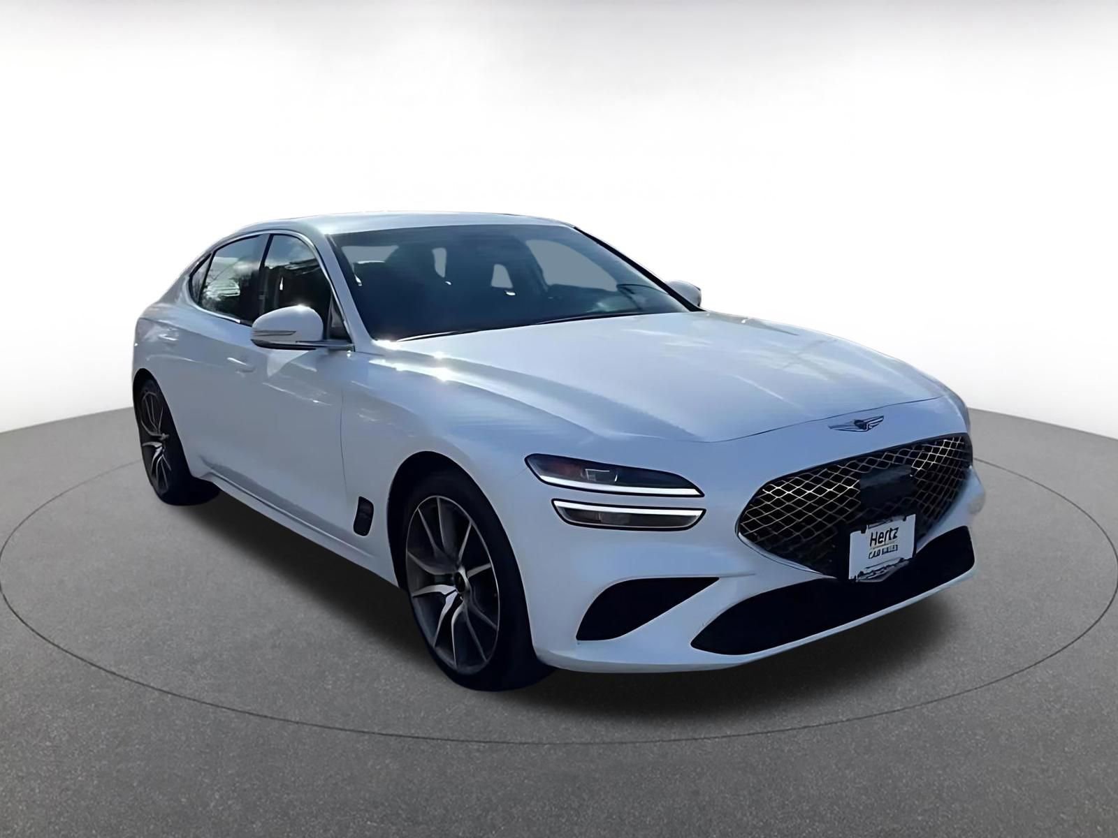 Used 2025 Genesis G70 2.5T image 3