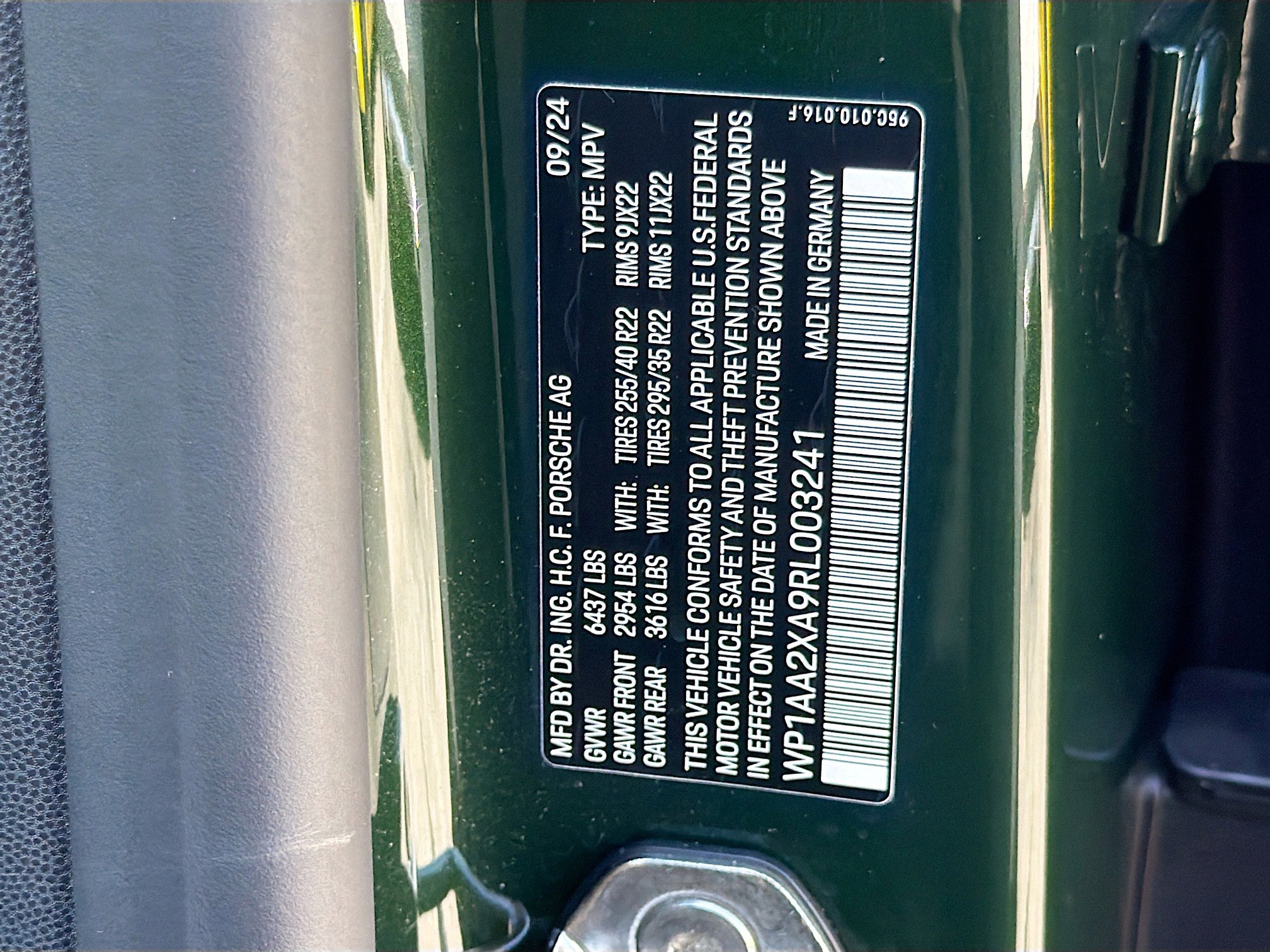 Used 2024 Porsche Macan 4 Electric image 45