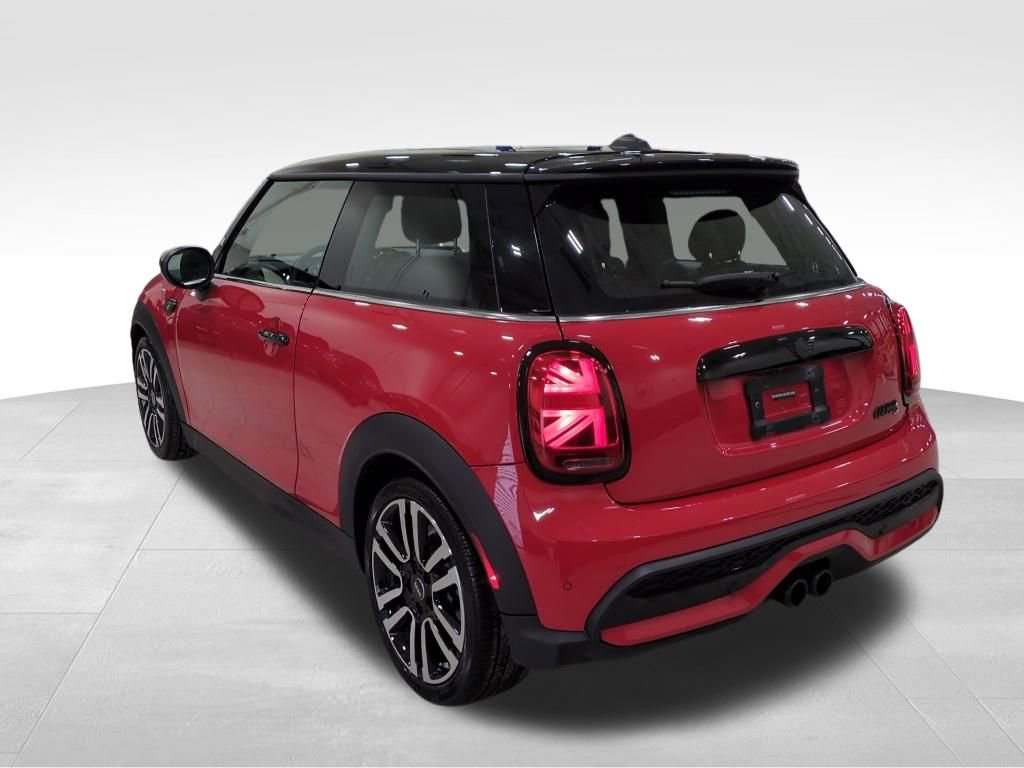 Used 2022 MINI Cooper S image 6