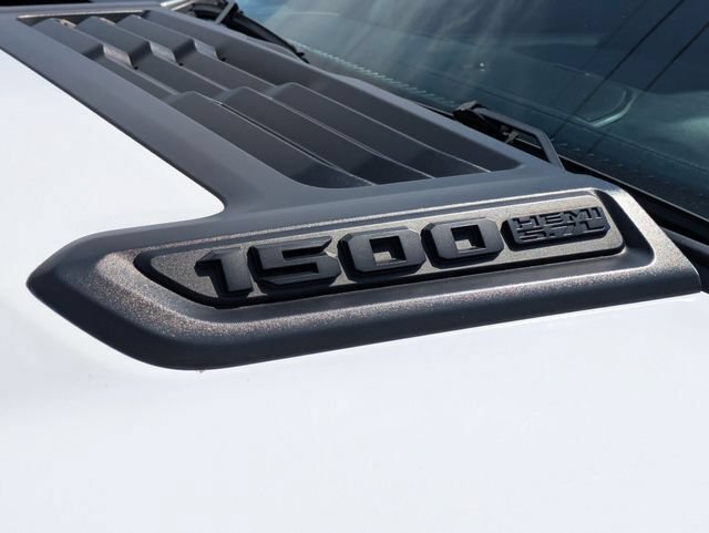Used 2022 RAM 1500 Laramie AWD/4WD image 38