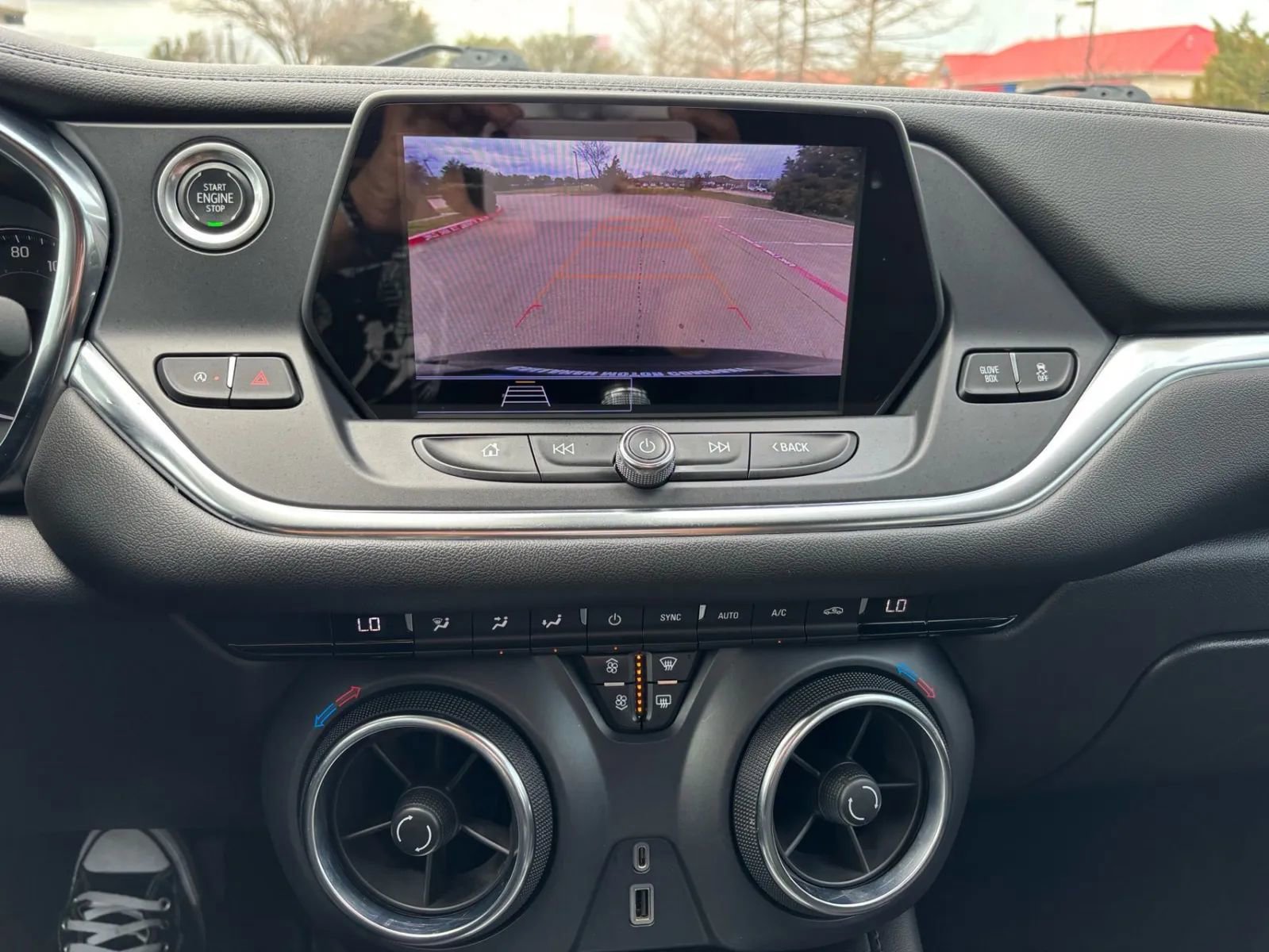Used 2022 Chevrolet Blazer LT FWD image 24