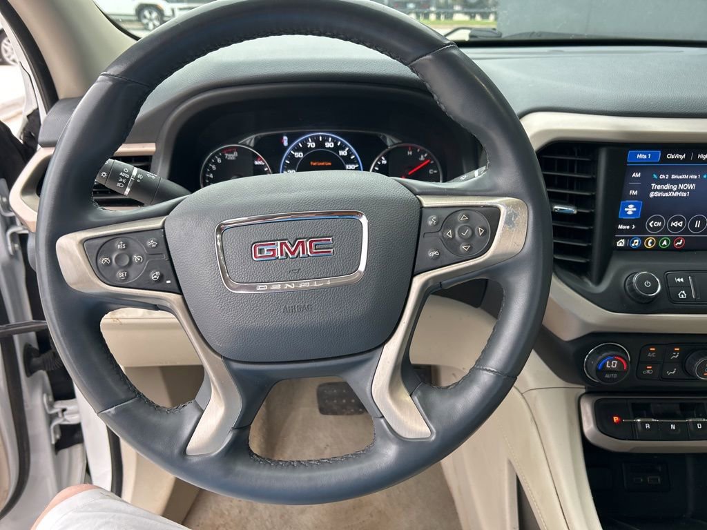 Used 2023 GMC Acadia Denali AWD/4WD image 9