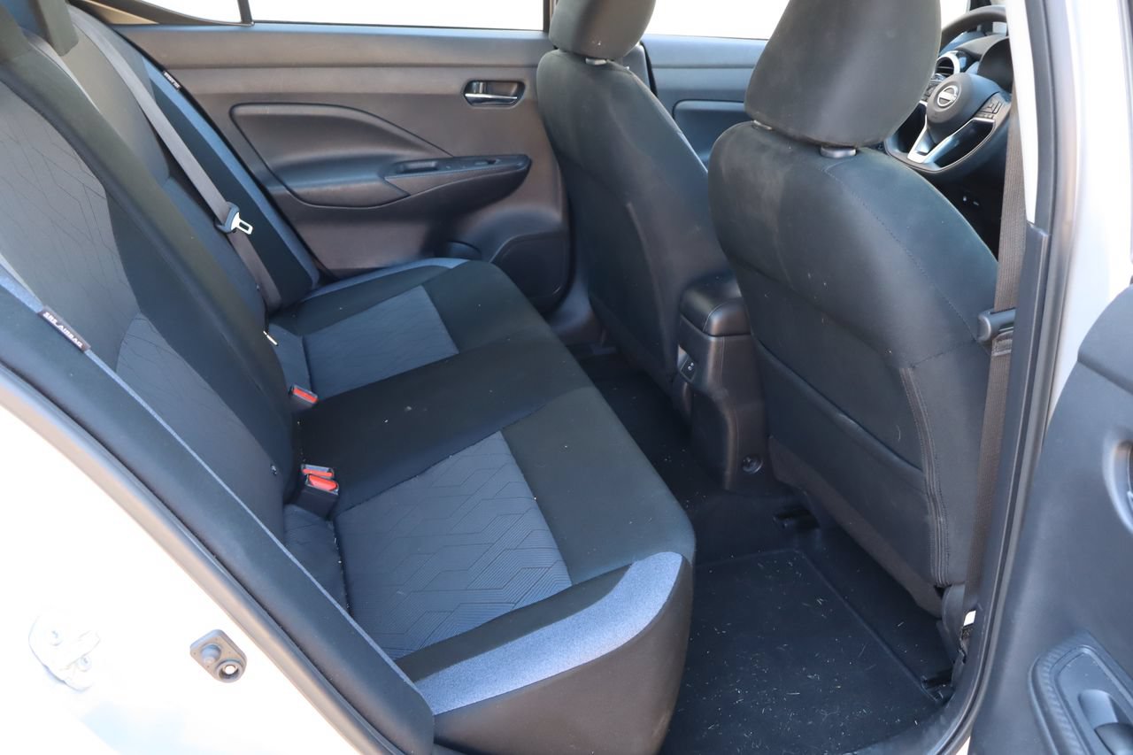 Used 2024 Nissan Versa SV FWD image 16