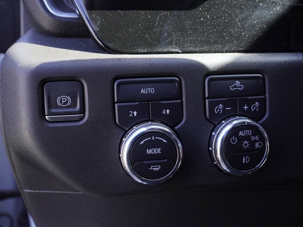 Used 2023 GMC Sierra 1500 Elevation image 13