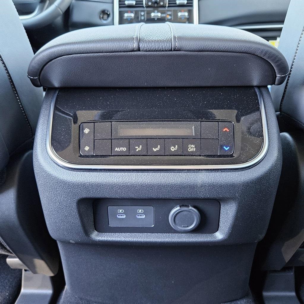 New 2026 Nissan Armada SV image 16