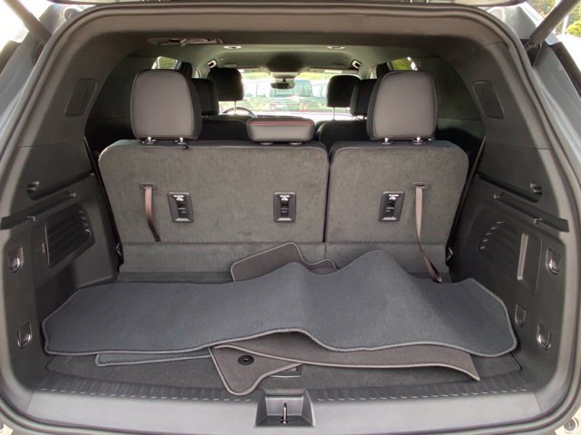 Used 2024 Chevrolet Traverse Z71 w/ Enhanced Driving Package AWD/4WD image 9