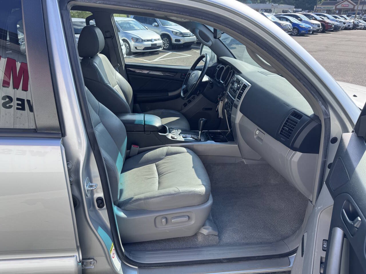 Used 2008 Toyota 4Runner Limited w/ Limited Extra Value Pkg 1 RWD image 19