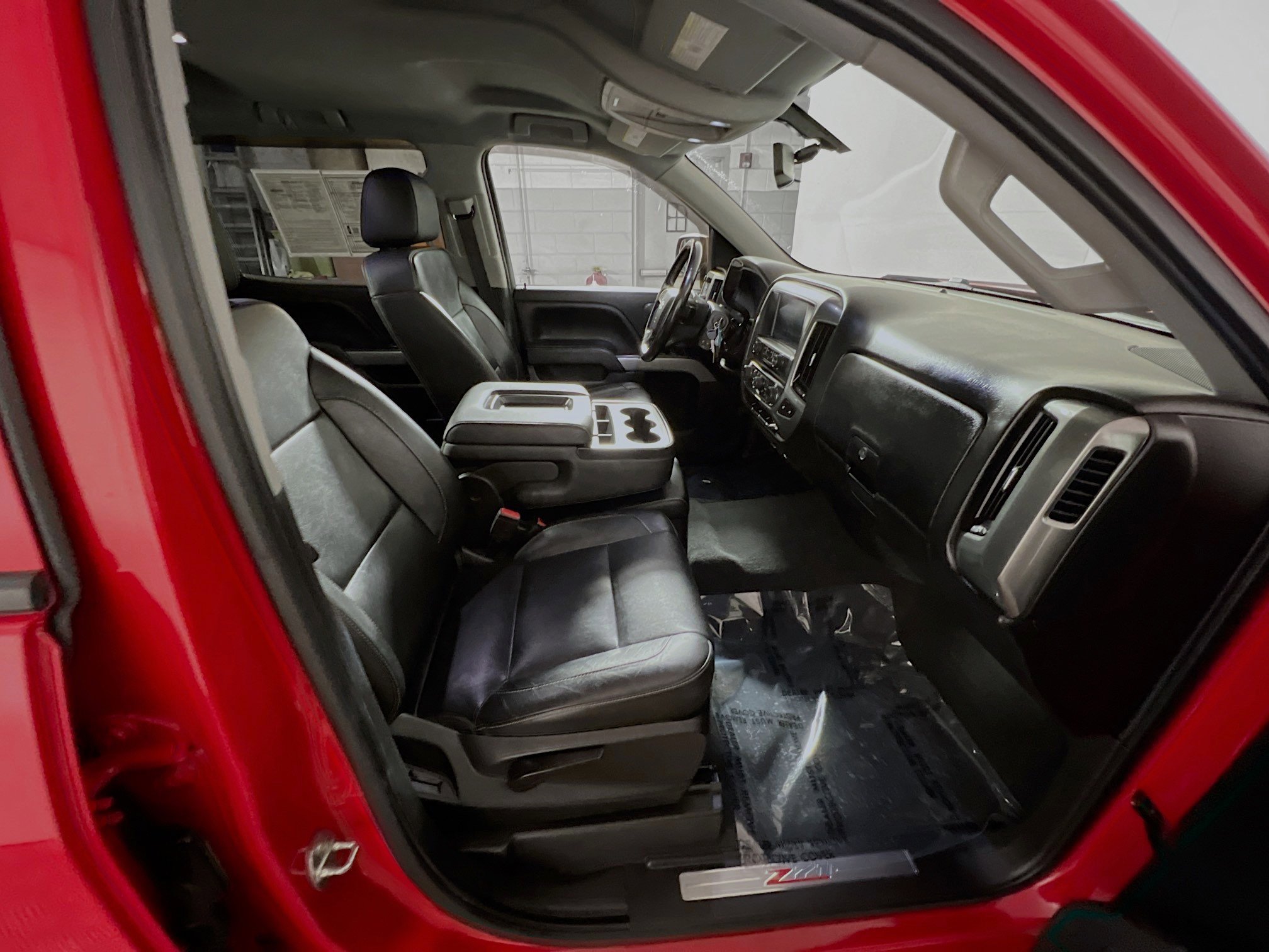 Used 2018 Chevrolet Silverado 1500 LT w/ All Star Edition image 31