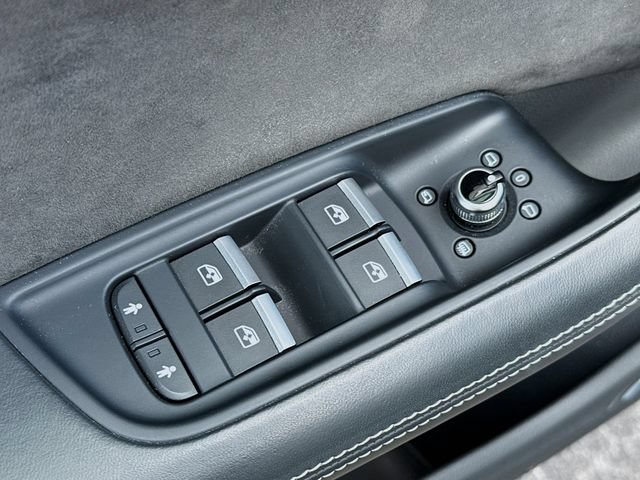 Used 2021 Audi SQ7 Prestige AWD/4WD image 25