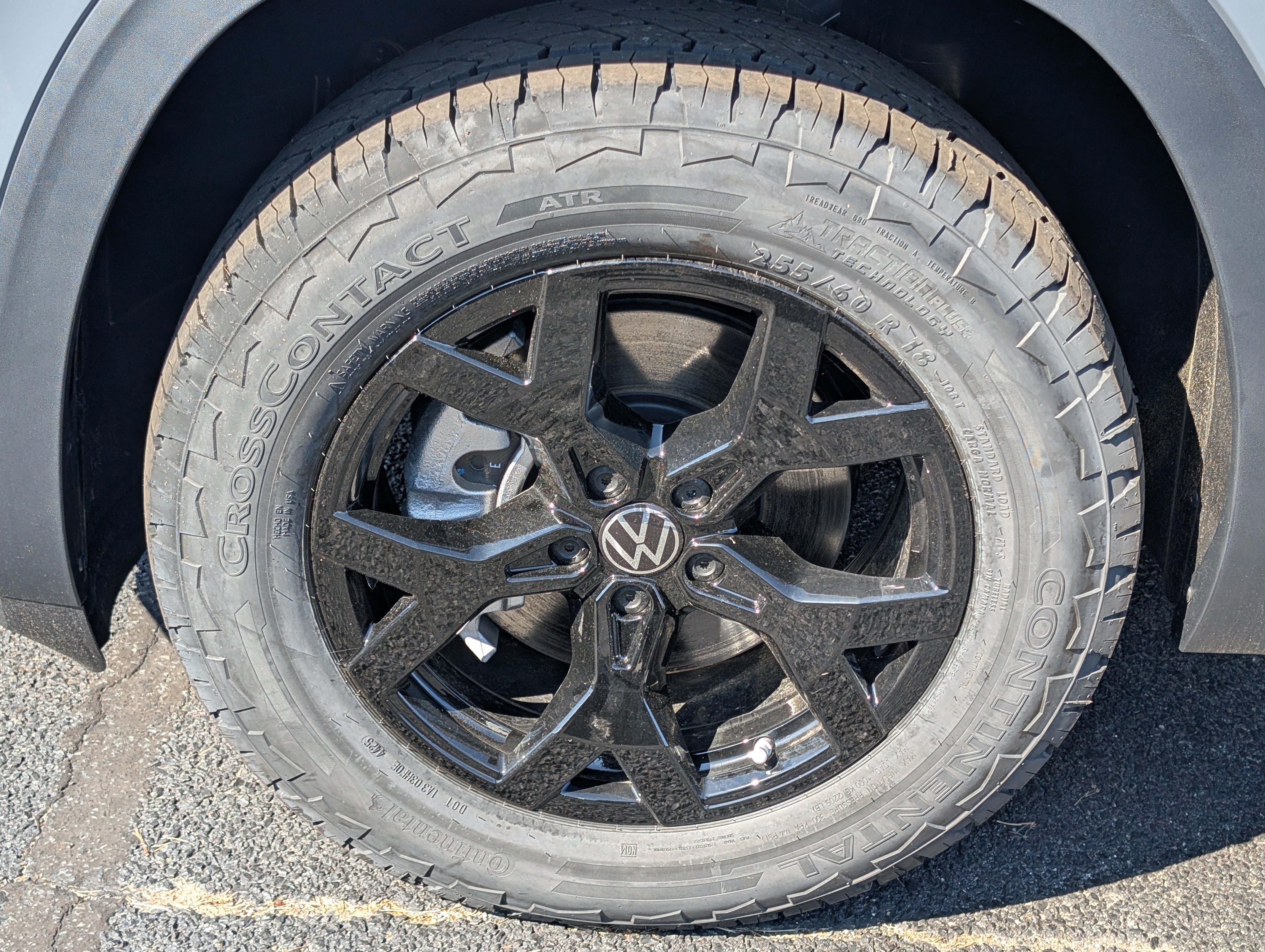 New 2026 Volkswagen Atlas Peak Edition AWD/4WD image 9