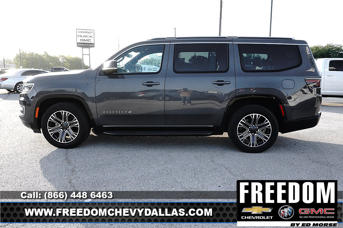 Used 2024 Jeep Wagoneer Series II w/ Flexible Seating Group AWD/4WD image 4