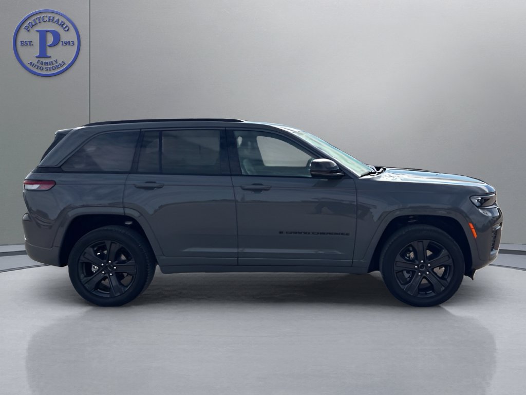New 2027 Jeep Grand Cherokee Limited AWD/4WD image 8