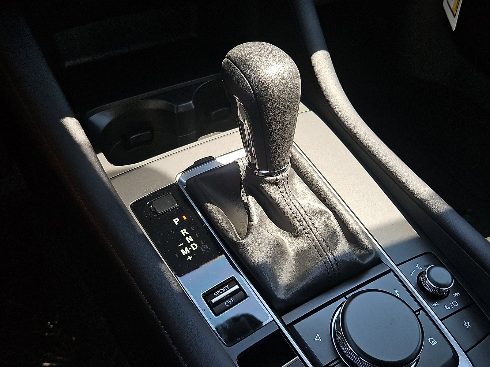 New 2026 MAZDA MAZDA3 s FWD image 12