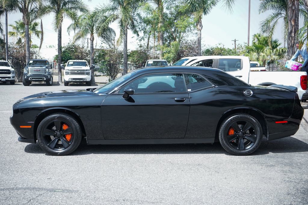 Used 2023 Dodge Challenger SXT RWD image 5