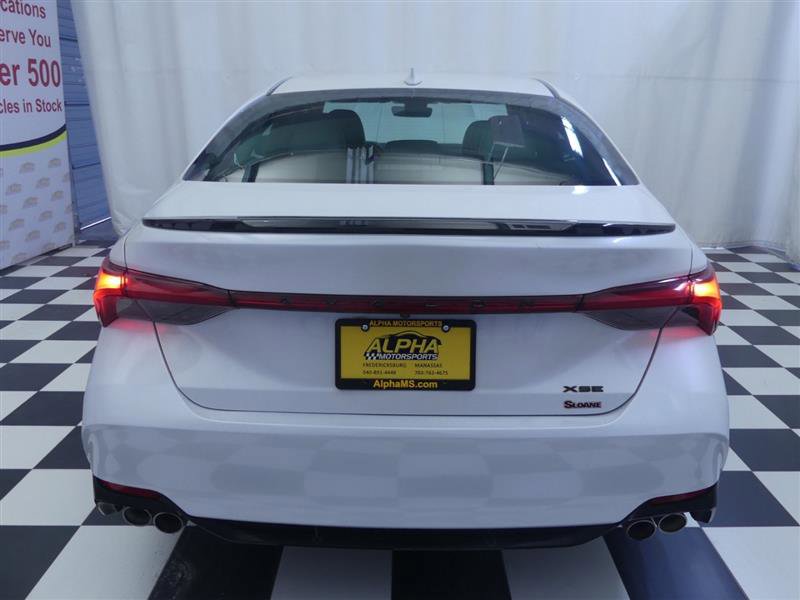 Used 2019 Toyota Avalon XSE w/ All Weather Liner Package FWD image 6