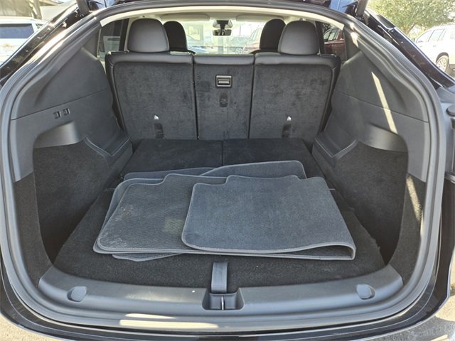 Used 2025 Tesla Model Y Long Range image 17