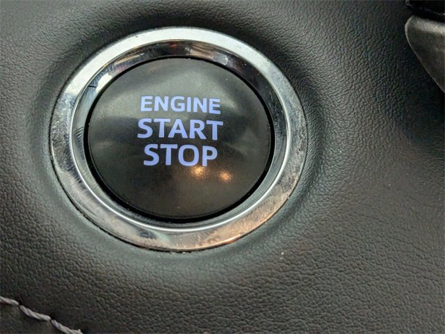 Used 2023 Toyota Highlander XLE image 24