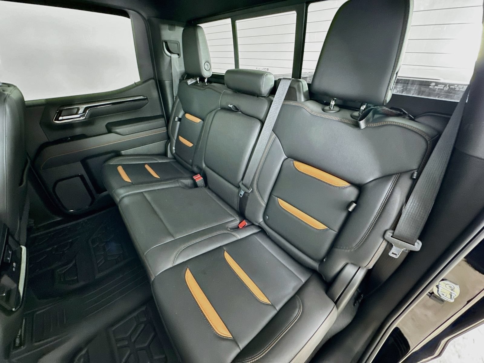 Used 2023 GMC Sierra 1500 AT4 w/ AT4 Premium Package AWD/4WD image 34