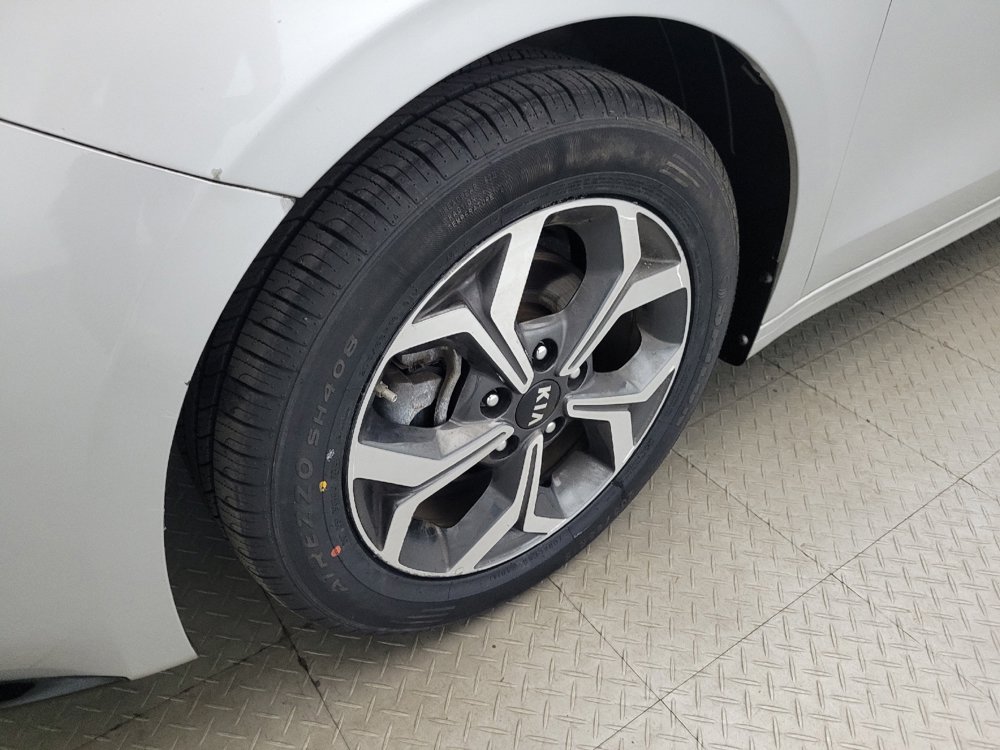 Used 2021 Kia Forte LXS FWD image 31