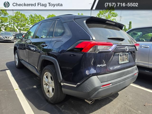 Used 2021 Toyota RAV4 XLE w/ Convenience Package AWD/4WD image 4