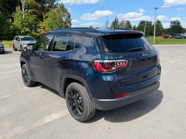 New 2026 Jeep Compass Latitude AWD/4WD image 3