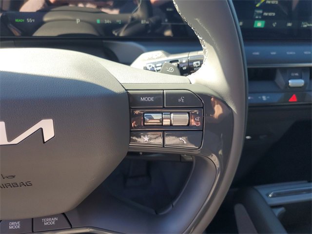 New 2026 Kia EV9 Land w/ Nightfall Edition Package image 20