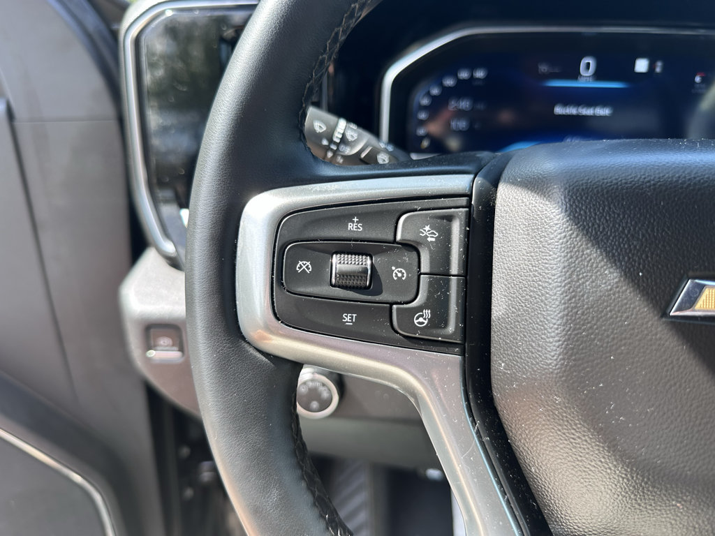 Used 2023 Chevrolet Silverado 1500 LT AWD/4WD image 21