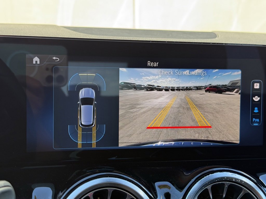 Used 2025 Mercedes-Benz GLA 250 image 8