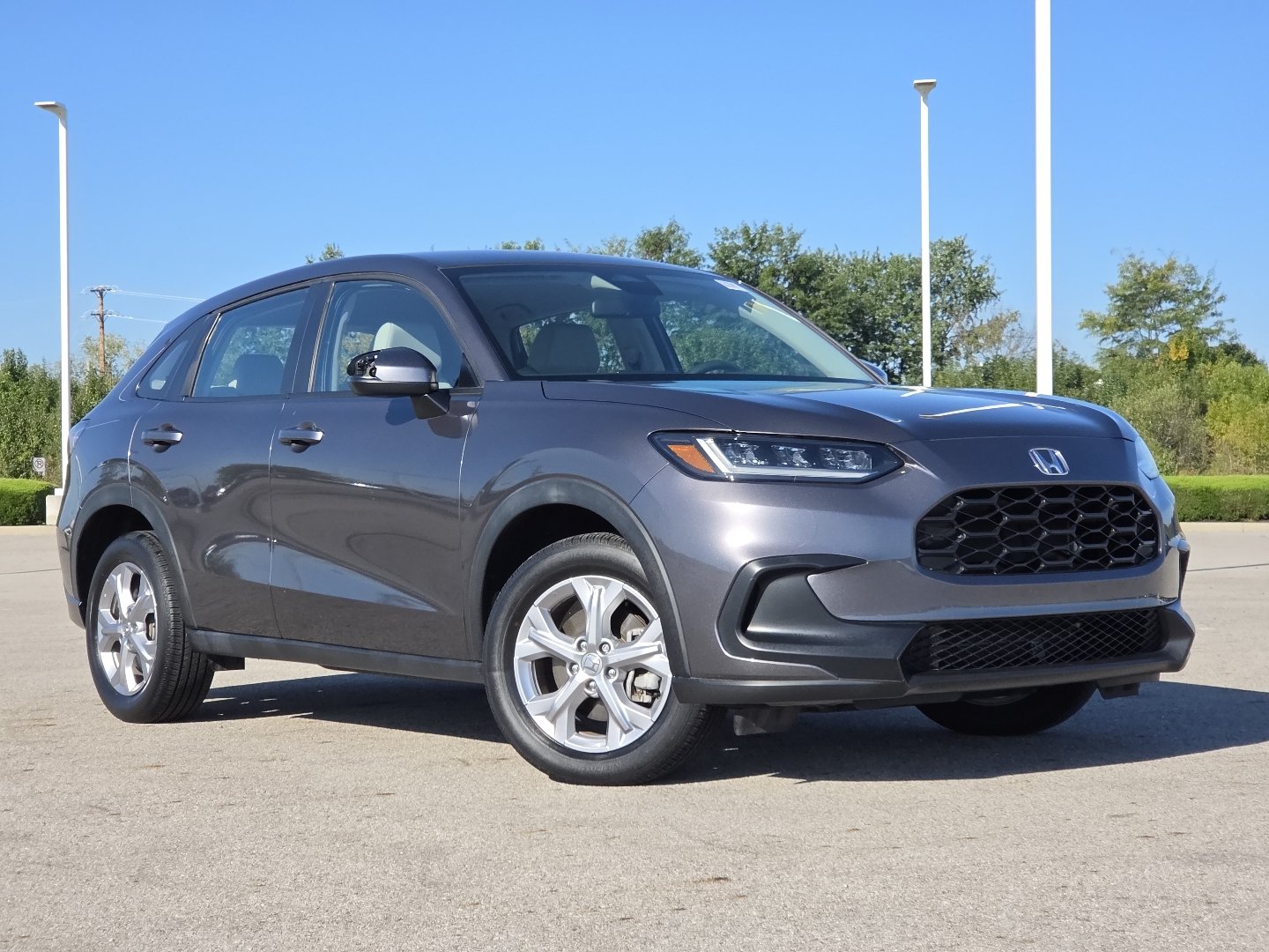 Used 2024 Honda HR-V LX image 2