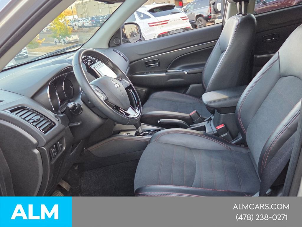 Used 2024 Mitsubishi Outlander Sport SE image 14