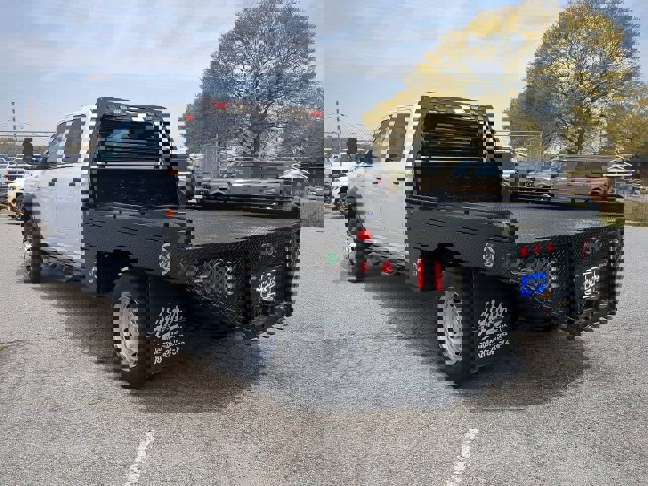 Used 2022 RAM 5500 Tradesman w/ Chrome Appearance Group image 5