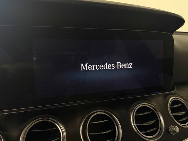 Used 2022 Mercedes-Benz E 350 Sedan image 17