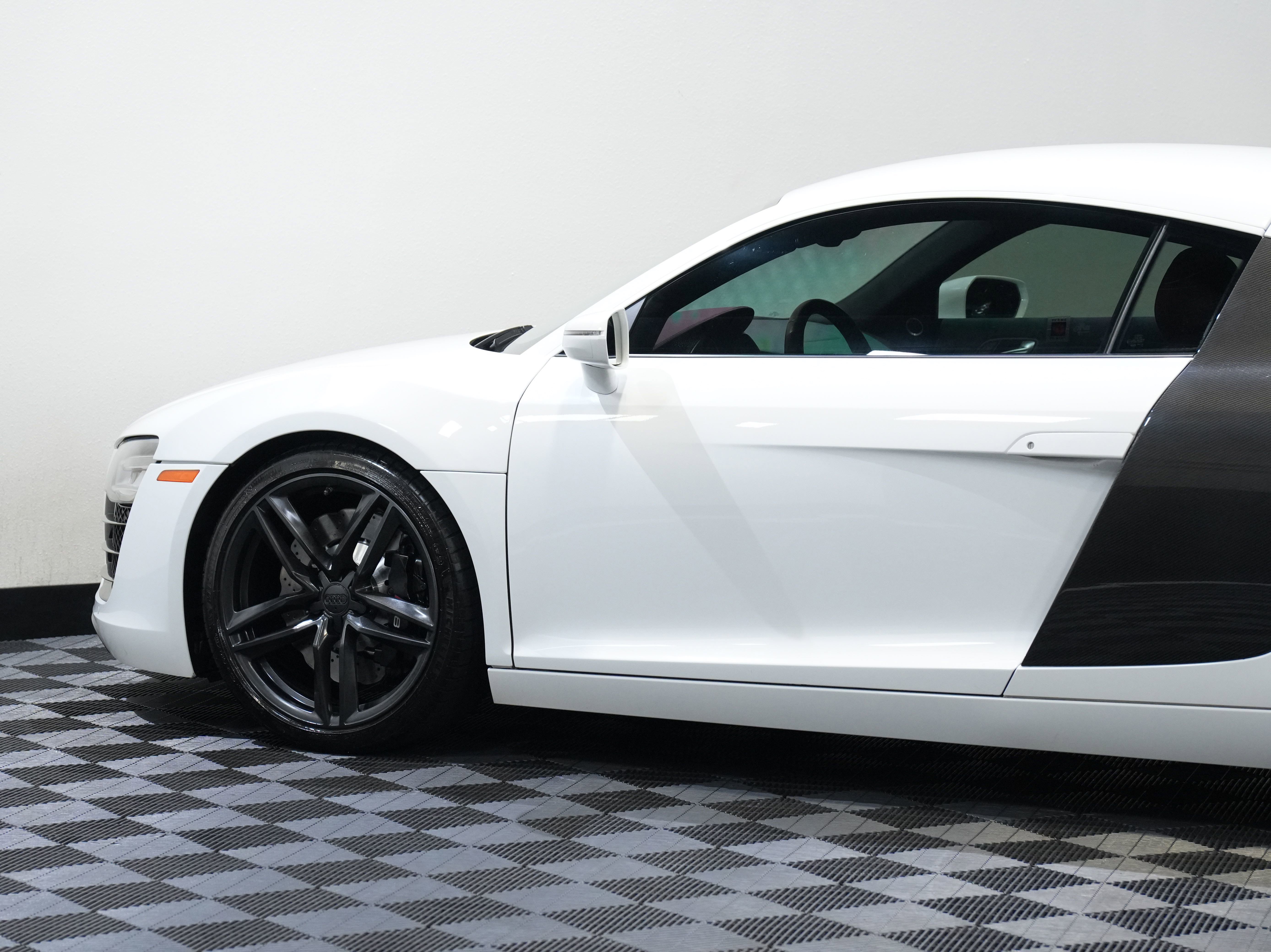 Used 2014 Audi R8 V8 image 20