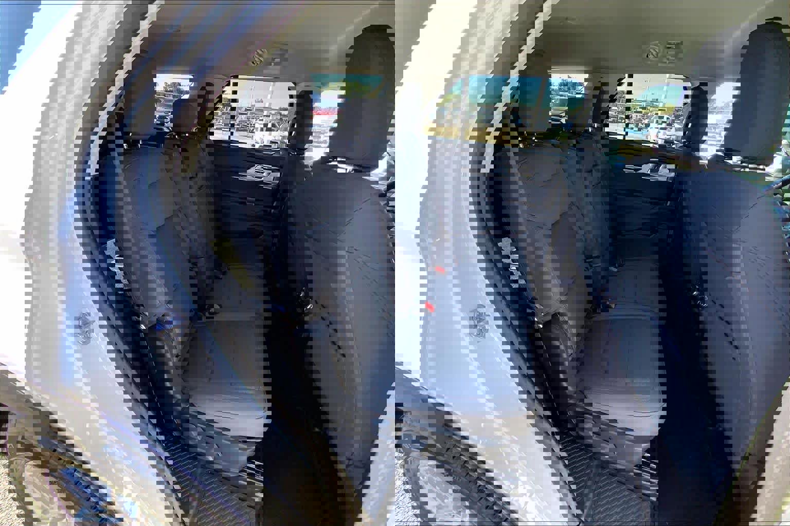 Certified 2025 Ford Explorer Active image 19