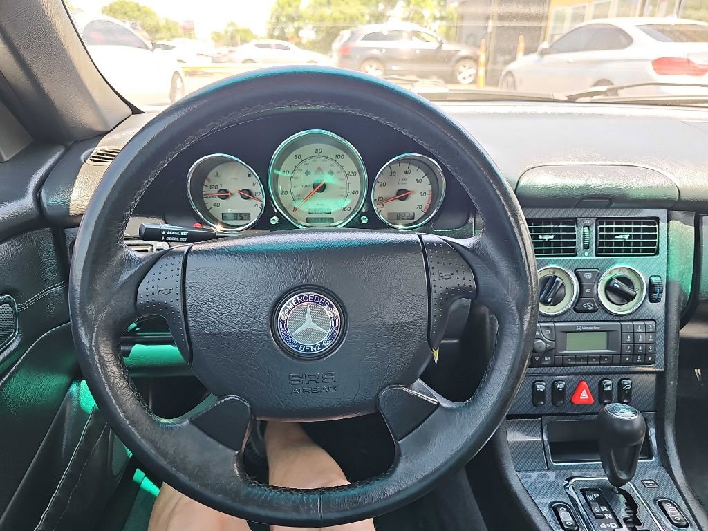 Used 1999 Mercedes-Benz SLK 230 image 24