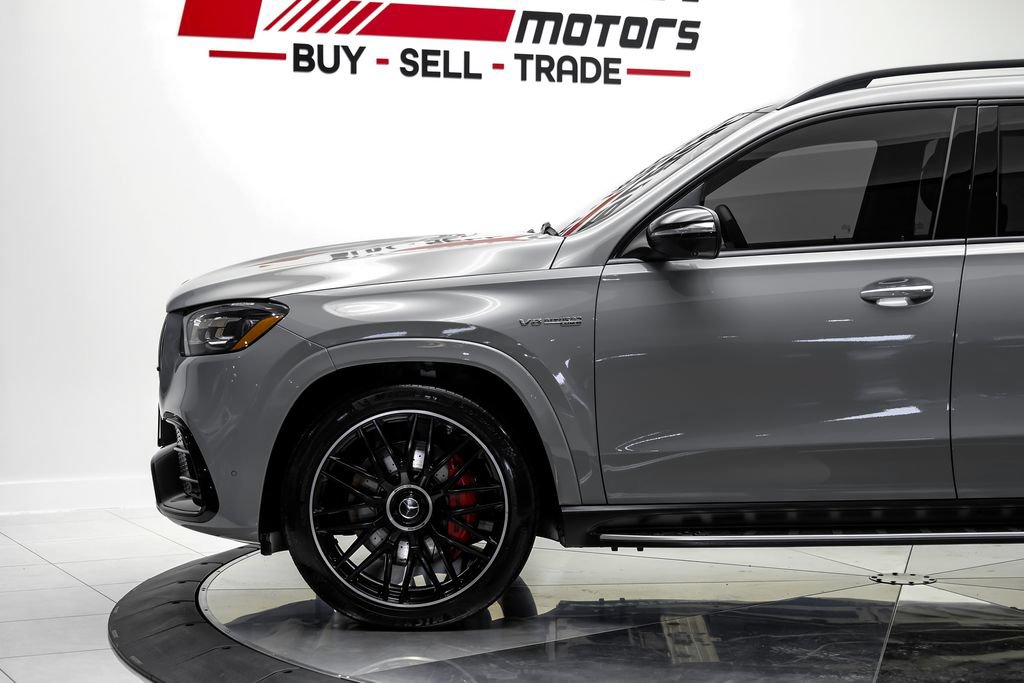 Used 2025 Mercedes-Benz GLS 63 AMG 4MATIC image 14