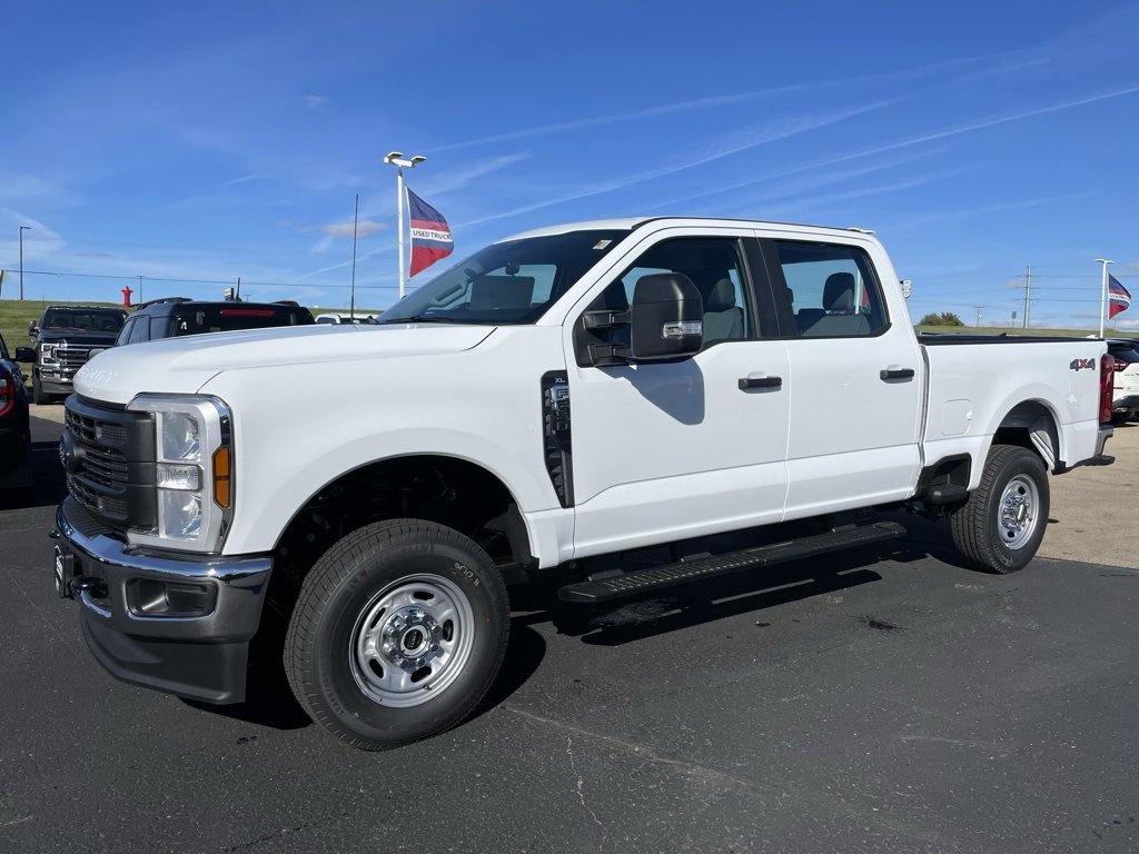 New 2026 Ford F250 XL w/ XL Chrome Package image 6