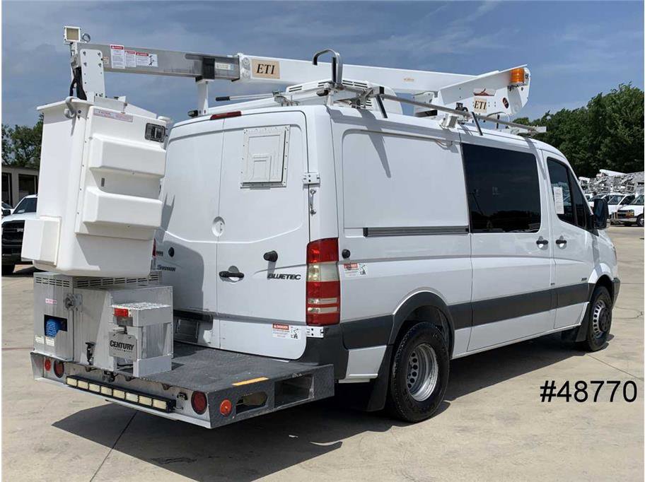 Used 2013 Mercedes-Benz Sprinter 3500 image 2