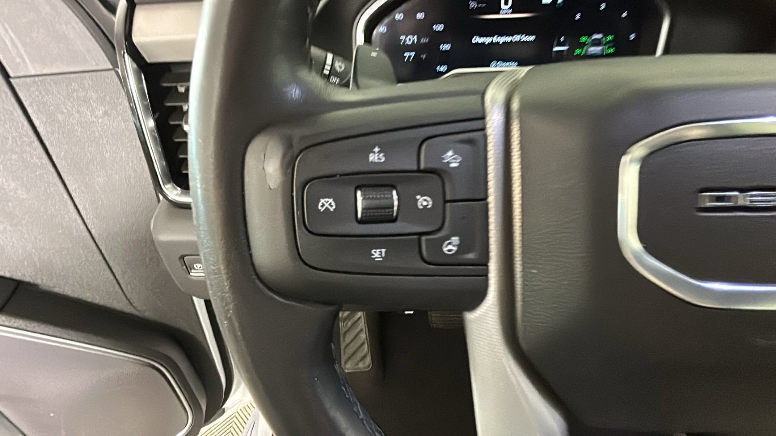 Used 2022 GMC Sierra 1500 Denali AWD/4WD image 18