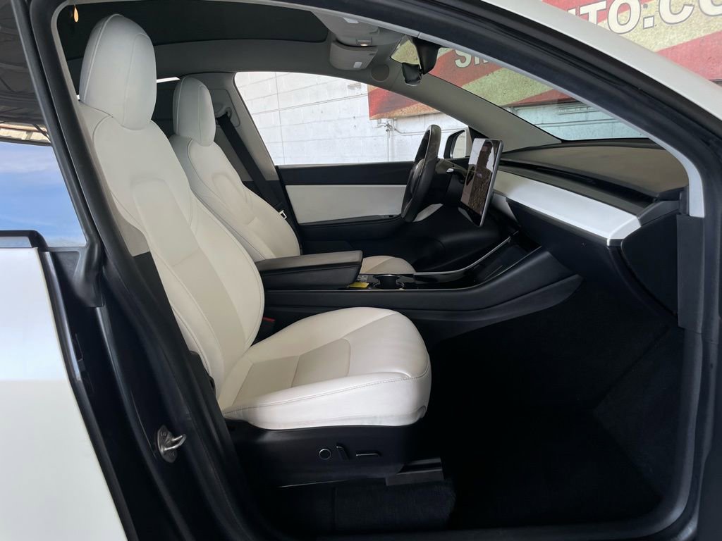 Used 2021 Tesla Model Y Performance image 19
