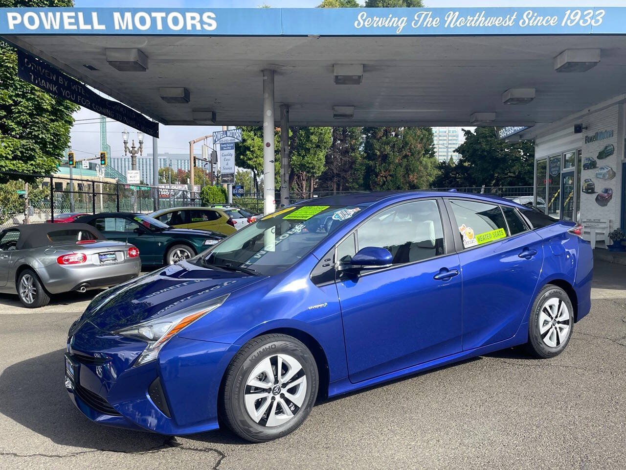 Used 2017 Toyota Prius Four Touring FWD image 33
