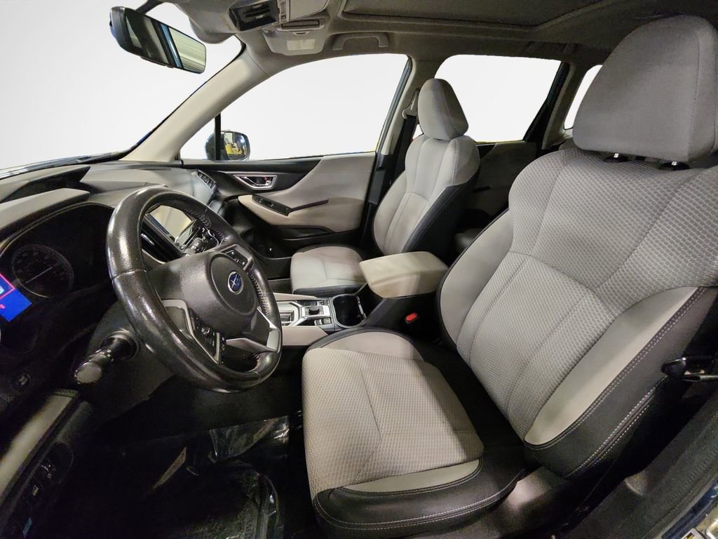 Used 2019 Subaru Forester Premium AWD/4WD image 13