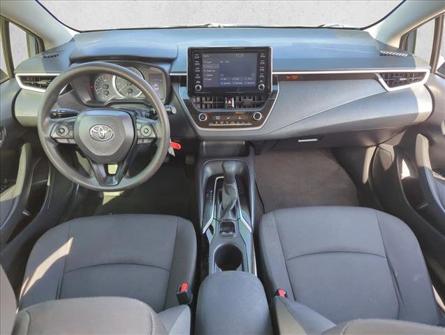 Used 2020 Toyota Corolla LE image 16