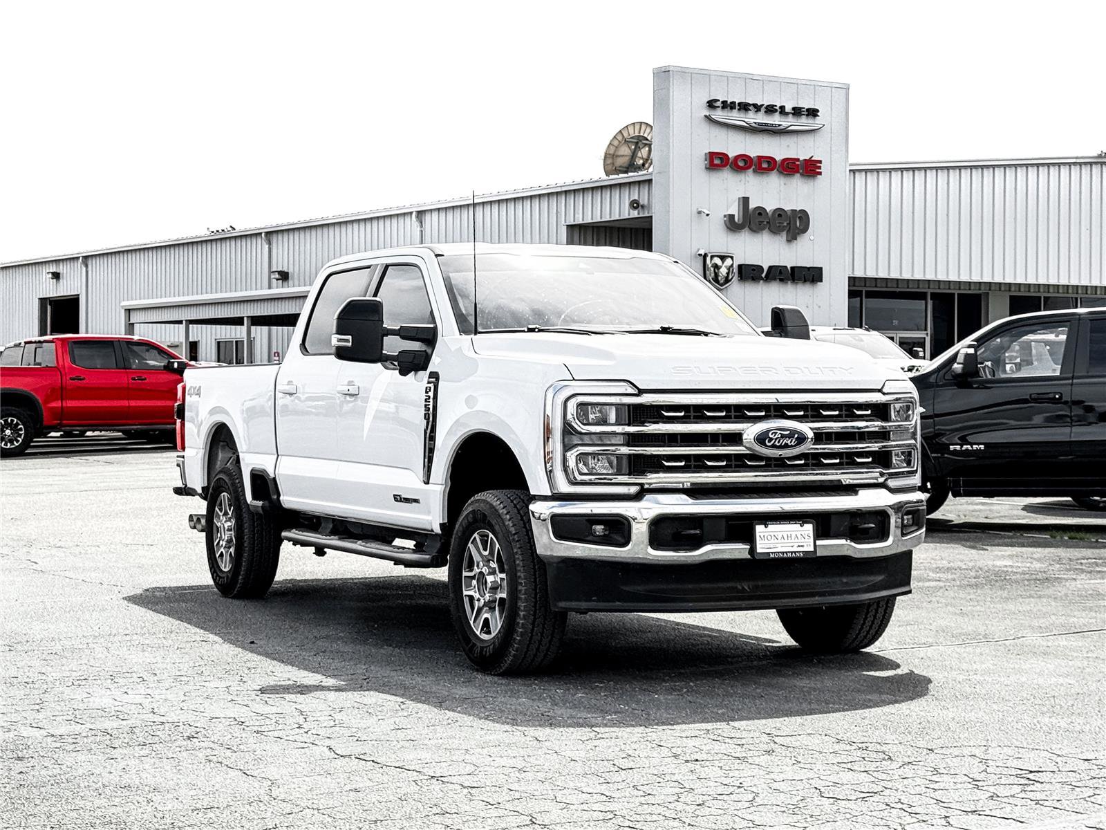 Used 2024 Ford F250 Lariat AWD/4WD image 3