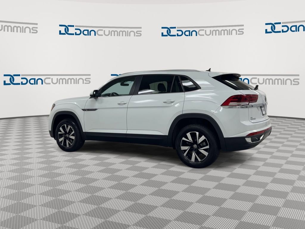 Used 2023 Volkswagen Atlas Cross Sport SE AWD/4WD image 6